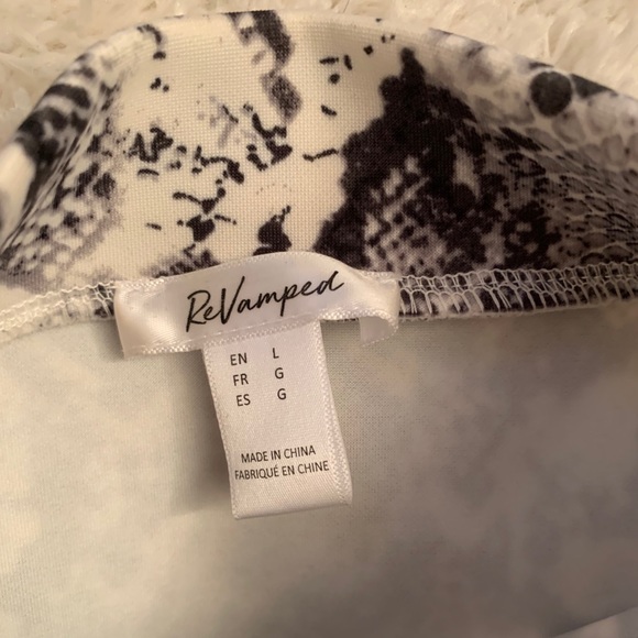 Revamped long sleeve crop - Picture 3 of 3